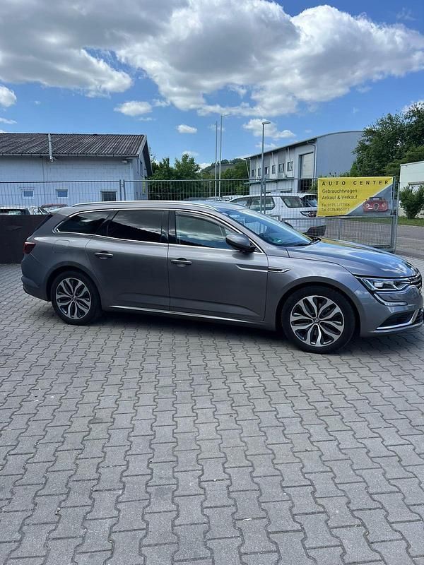 Grau Gebraucht 2016 Renault Talisman Limousine | 10.000 € (Guter Preis) - Bild 1/4