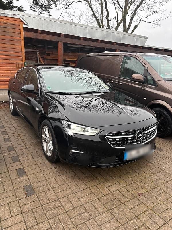 Gebraucht Opel Insignia 174 PS (127 kW) 2021 Schwarz Limousine