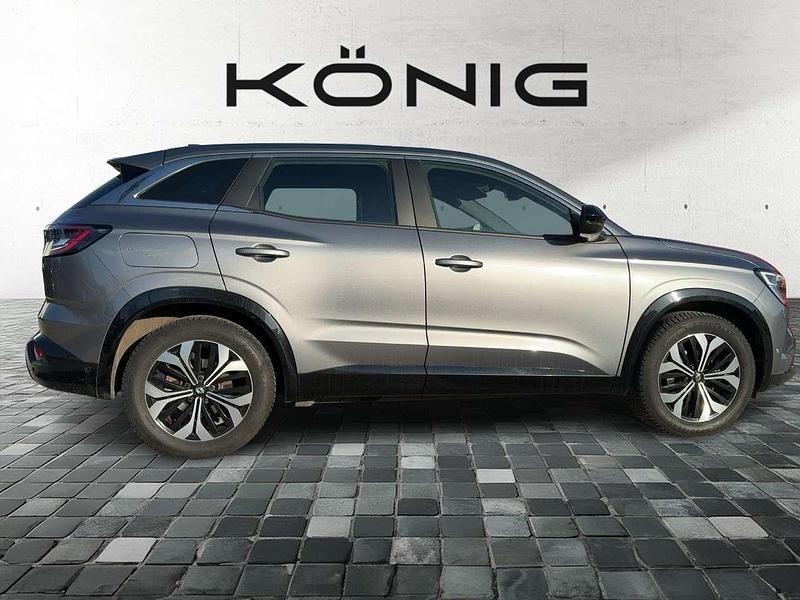 Second-hand Renault Austral Evolution 158 CP (116 kW) 2024 Gri SUV