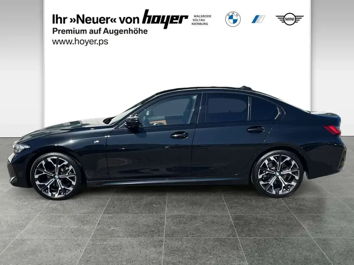 Gebraucht BMW 320 M Sport 190 PS (139 kW) 2025 Saphirschwarz (metallic) Limousine