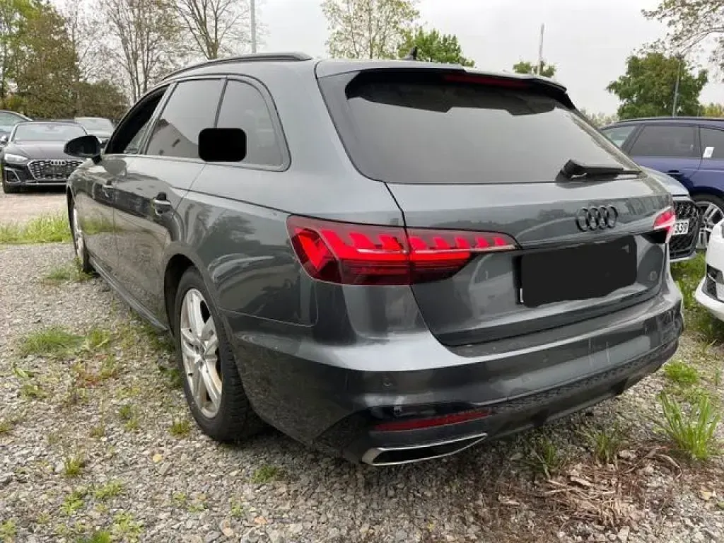 Gebraucht Audi A4 Competition 163 PS (119 kW) 2022 Daytonagrau (metallic) Kombi