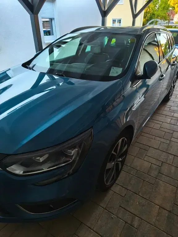 Occasion Renault Mégane Bose Edition 131 ch (96 kW) 2017 Bleue Berline