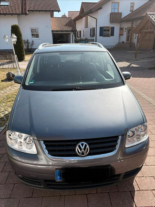 Gebraucht VW Touran 105 PS (77 kW) 2004 Grau Van / Kleinbus