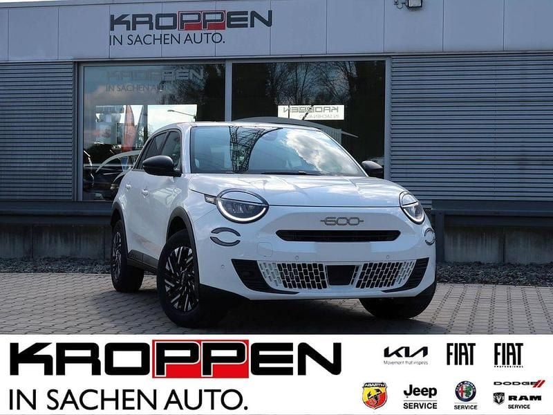 Gelato weiß Gebraucht 2025 Fiat 600 SUV | 28.870 € (Etwas zu teuer) - Bild 1/2