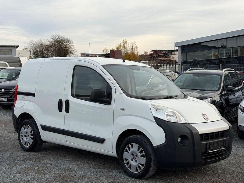 Gebraucht Fiat Fiorino 75 PS (55 kW) 2016 Weiß Van / Kleinbus