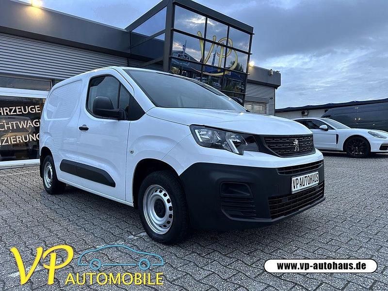 Weiß Gebraucht 2019 Peugeot Partner Van | 9.700 € (Guter Preis) - Bild 1/4