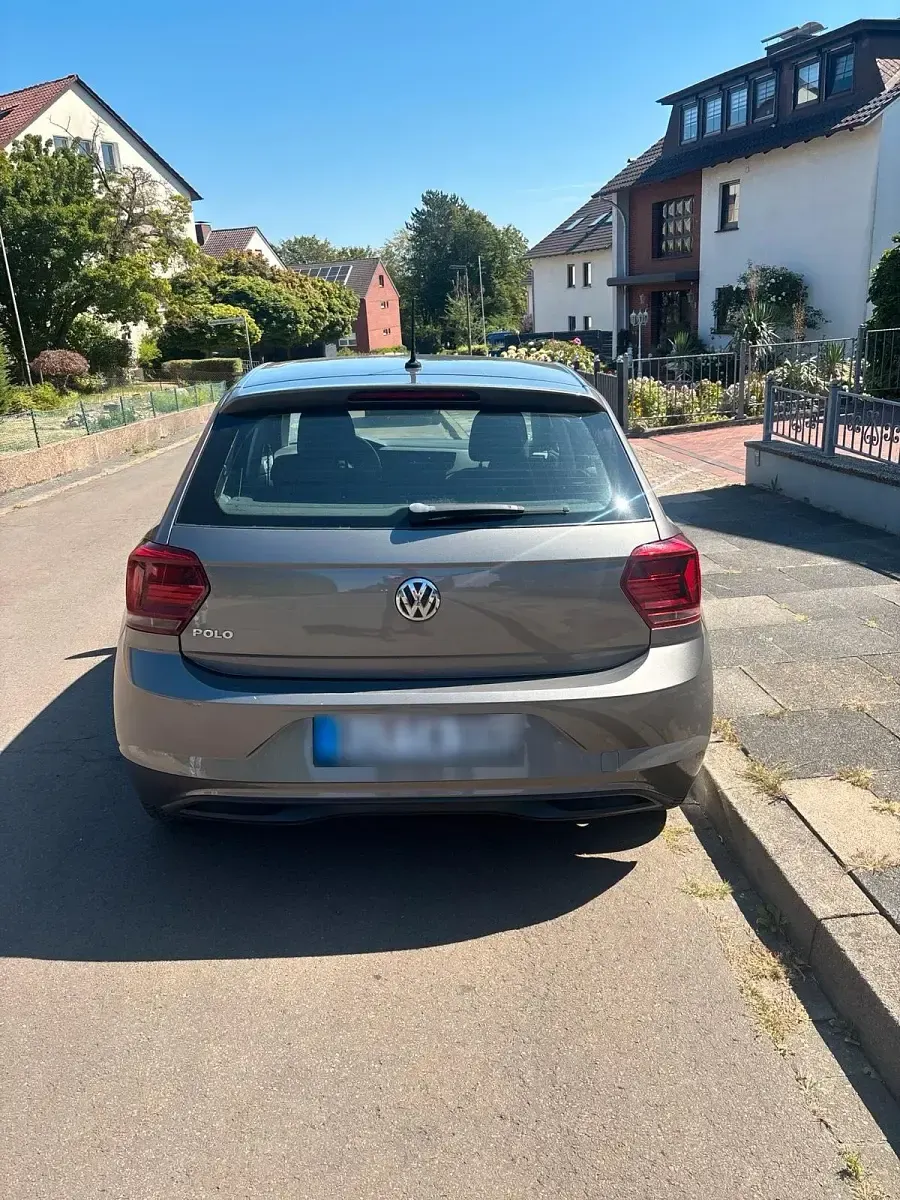 Gebraucht VW Polo 95 PS (69 kW) 2019 Grau Kleinwagen