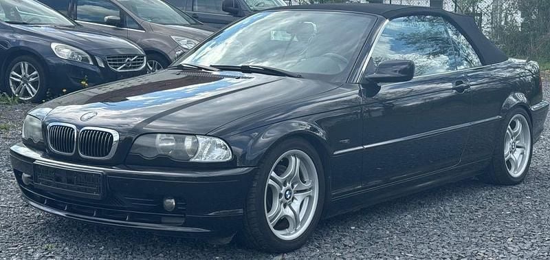Gebraucht BMW 320 Cabriolet Sport Line 170 PS (125 kW) 2001 Schwarz Cabrio