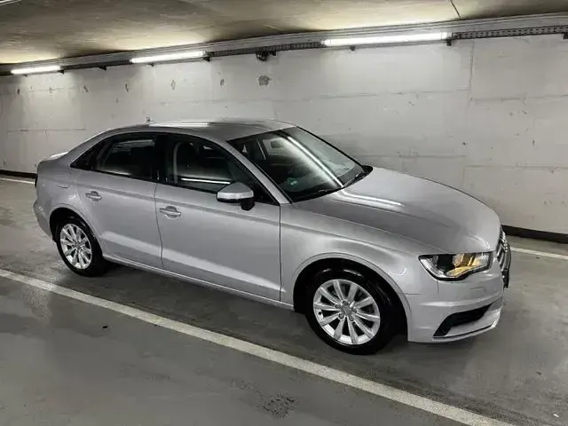 Gebraucht Audi A3 Comfort 150 PS (110 kW) 2015 Andere Limousine