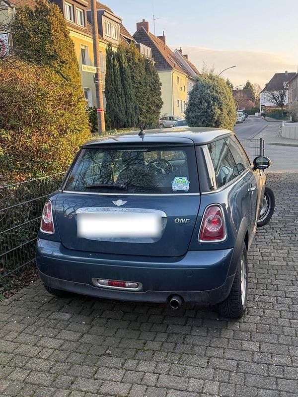 Gebraucht Mini ONE 98 PS (72 kW) 2011 Blau Kleinwagen