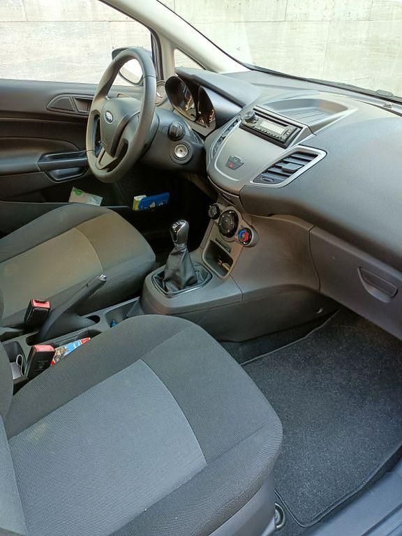 Gebraucht Ford Fiesta 60 PS (44 kW) 2016 Blau Limousine