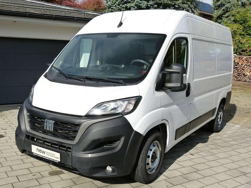 Gebraucht Fiat Ducato 140 PS (102 kW) 2023 Weiß Van