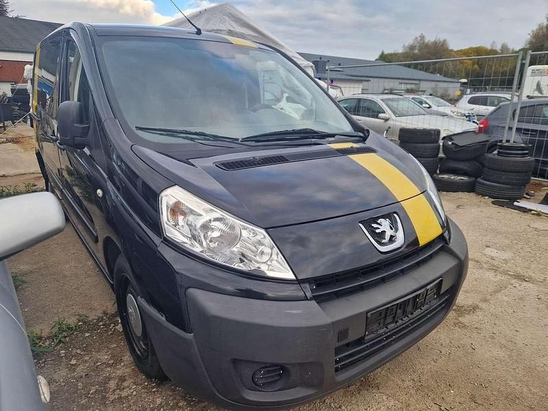 Schwarz Gebraucht 2010 Peugeot Expert Van | 3.750 € (Guter Preis) - Bild 1/4