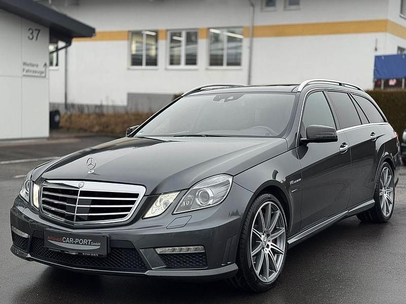 Gebraucht Mercedes E63 AMG AMG 653 PS (480 kW) 2011 Grau Limousine