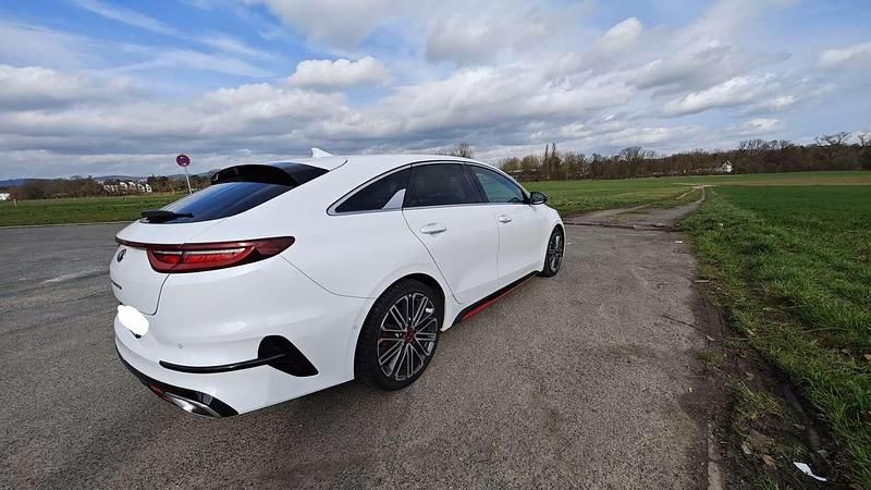 Gebraucht Kia ProCeed GT 204 PS (150 kW) 2021 Weiß Kombi