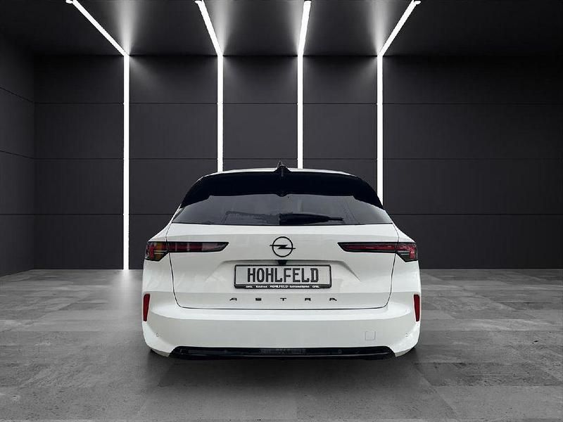 Neu Opel Astra 131 PS (96 kW) 2025 Weiß Kombi