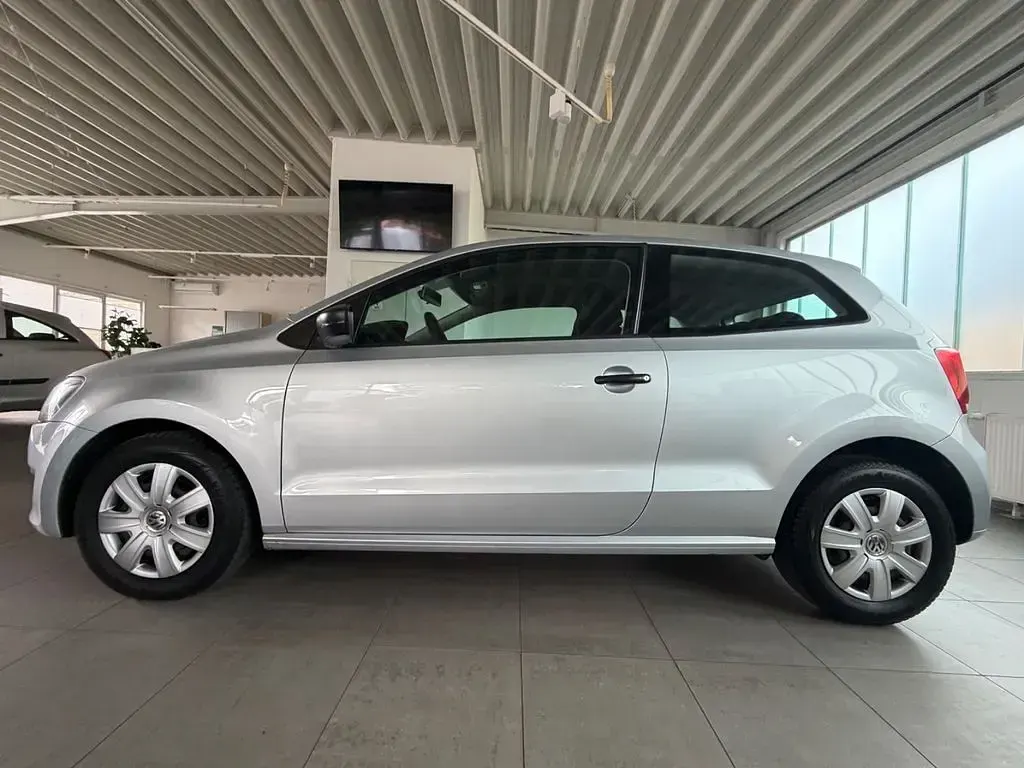 Gebraucht VW Polo Trendline 69 PS (50 kW) 2010 Silber Kleinwagen
