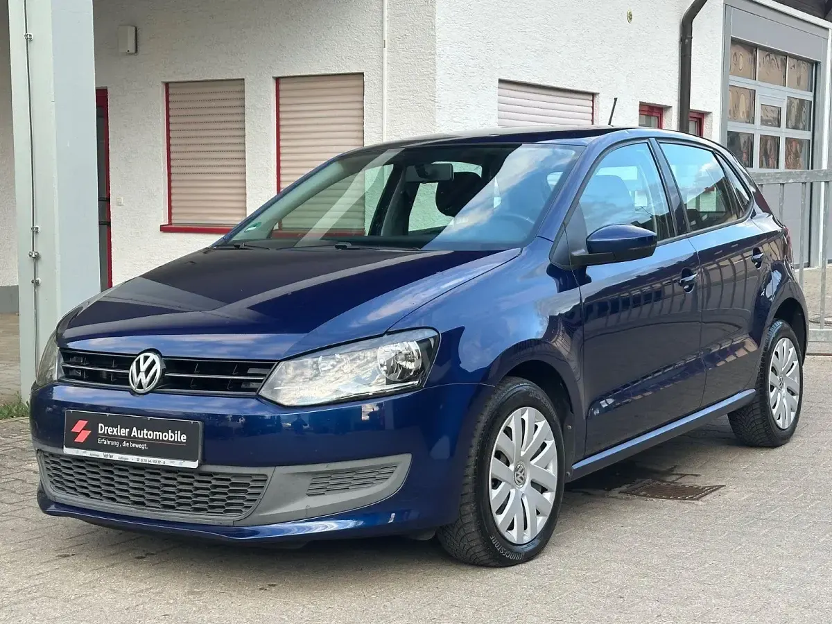 Gebraucht VW Polo Comfortline 90 PS (66 kW) 2012 Blau Kleinwagen
