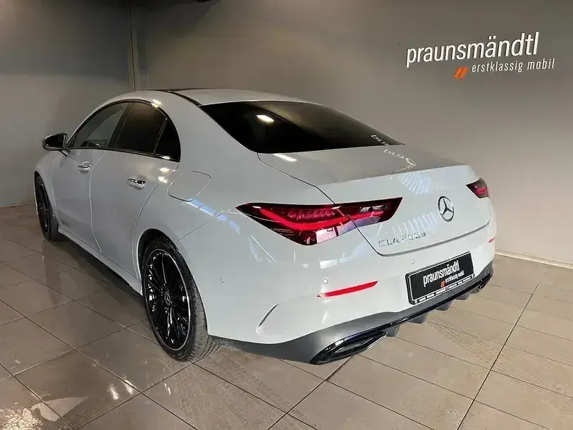 Gebraucht Mercedes CLA200 AMG 150 PS (110 kW) 2026 Grau Limousine