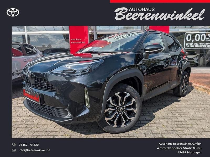 Schwarz Neu 2025 Toyota Yaris Cross SUV | 34.020 € (Teuer) - Bild 1/4
