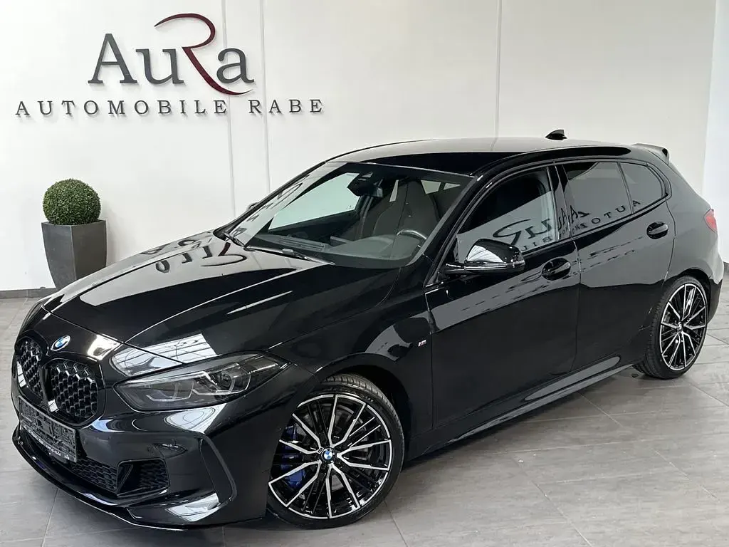 Gebraucht BMW M135 Performance 306 PS (225 kW) 2022 Schwarz Kleinwagen