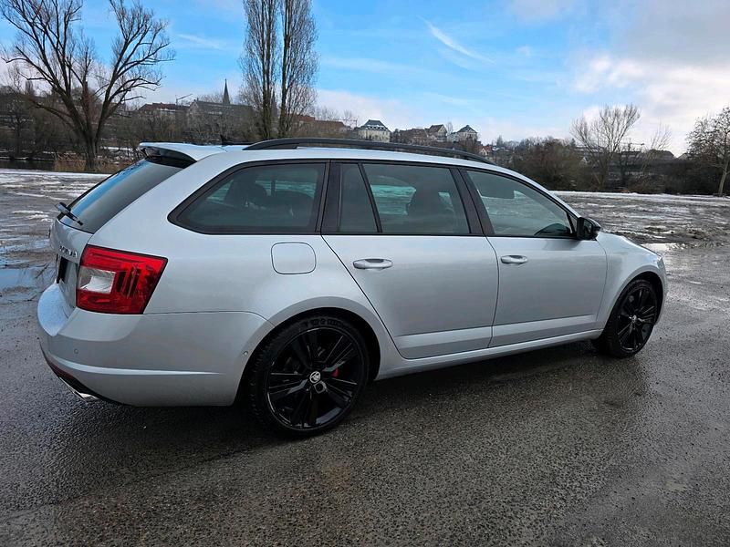 Gebraucht Skoda Octavia RS 184 PS (135 kW) 2014 Silber Kleinwagen