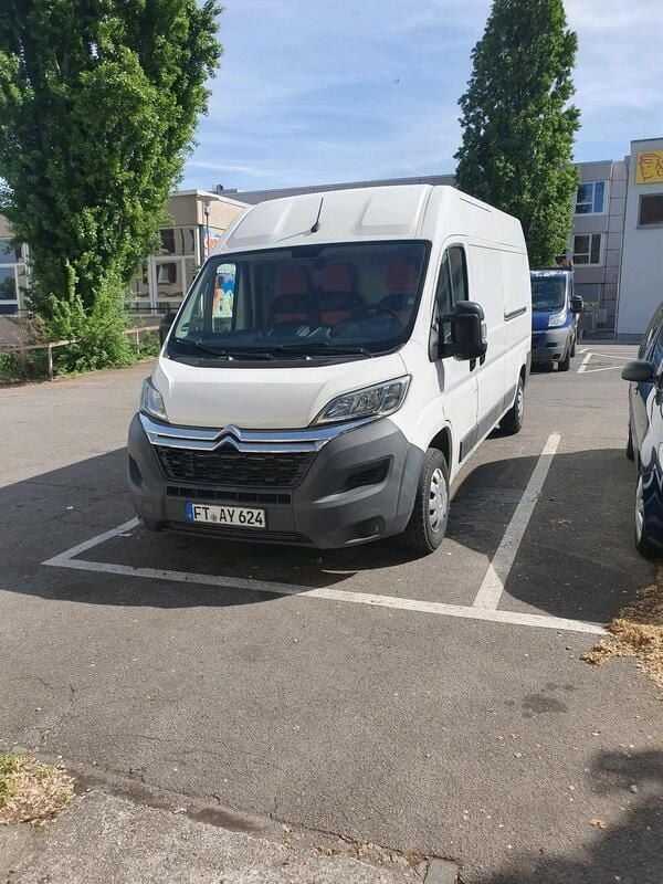Weiß Gebraucht 2016 Citroën Jumper Van / Kleinbus | 13.800 € (Guter Preis) - Bild 1/4