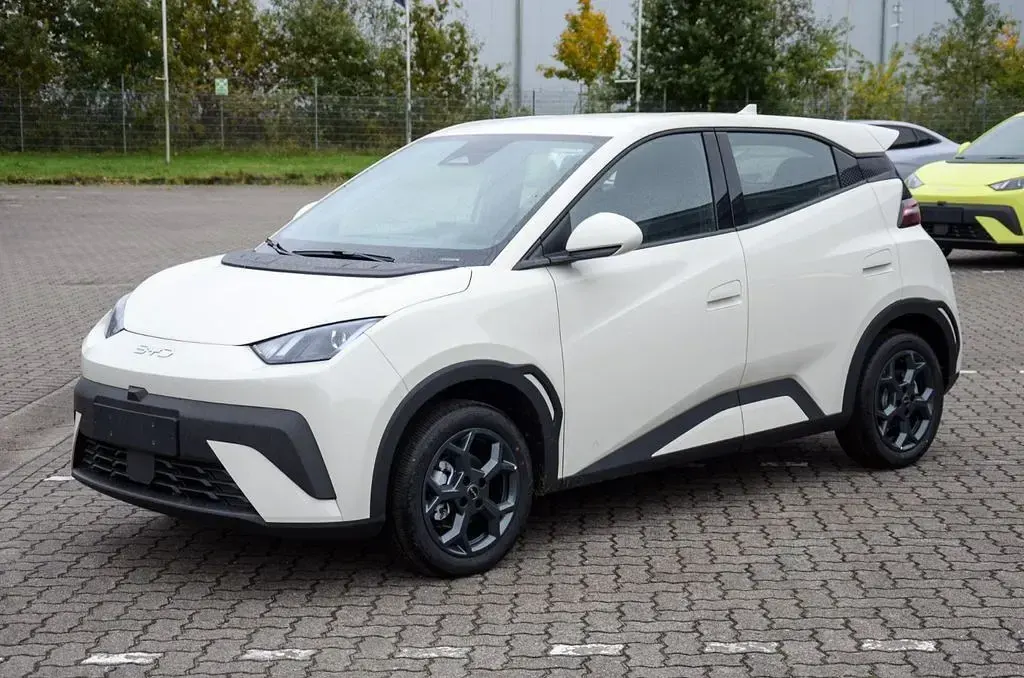 Nouvelle BYD Dolphin Surf Boost 64 kW (88 ch) 2025 Blanc Citadine