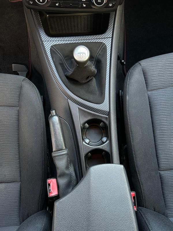 Gebraucht BMW 116 122 PS (89 kW) 2010 Blau Kleinwagen