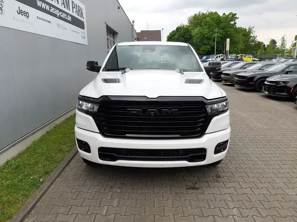 Neu Dodge Ram 426 PS (313 kW) 2025 Ivory white Pickup