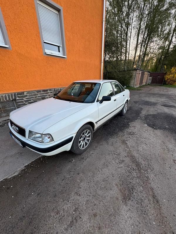 Weiß Gebraucht 1994 Audi 80 Limousine | 600 € - Bild 1/4