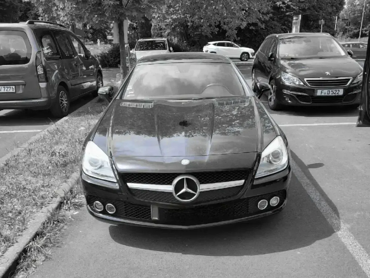 Second-hand Mercedes SLK200 184 CP (135 kW) 2011 Negru Cabrio