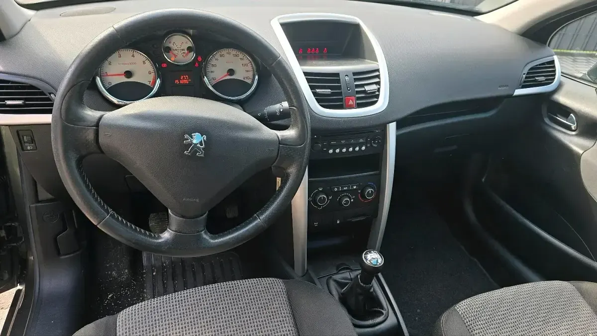 Gebraucht Peugeot 207 95 PS (69 kW) 2009 Grau Kombi