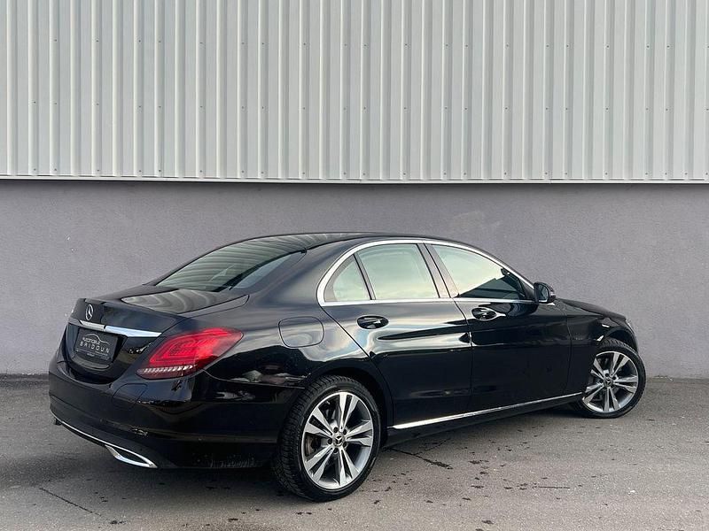 Gebraucht Mercedes C300e 194 PS (142 kW) 2020 Schwarz Limousine