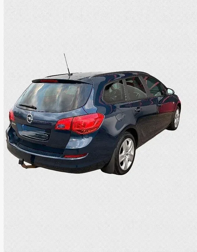 Gebraucht Opel Astra 116 PS (85 kW) 2011 Blau Kombi