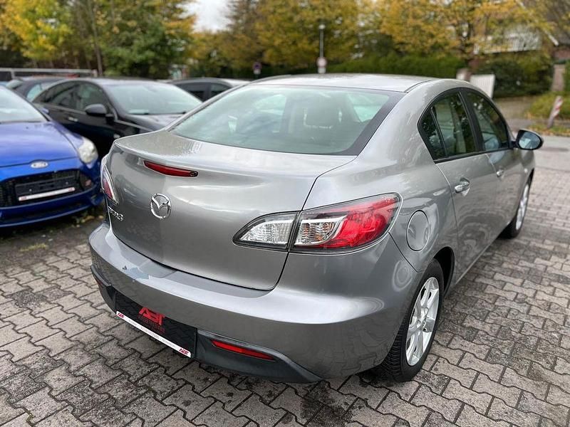 Gebraucht Mazda 3 105 PS (77 kW) 2010 Silber Limousine