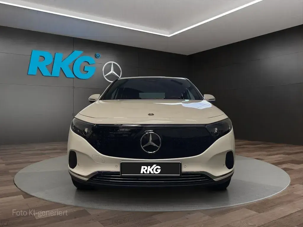 Gebraucht Mercedes EQA250+ Progressive 139 kW (190 PS) 2025 Weiß SUV