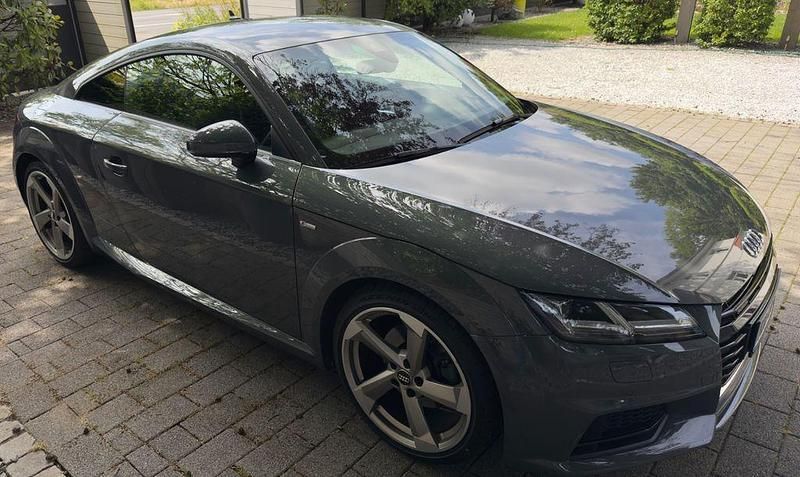 Grau Gebraucht 2018 Audi TT S-Line Coupé | 26.990 € (Etwas zu teuer) - Bild 1/4
