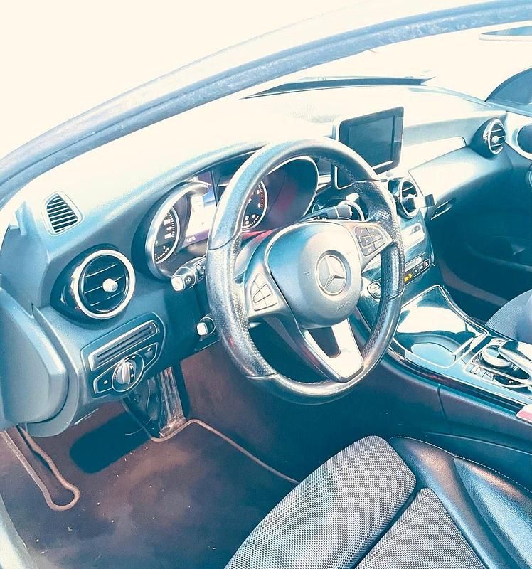 Gebraucht Mercedes C220 170 PS (125 kW) 2017 Weiß Kombi
