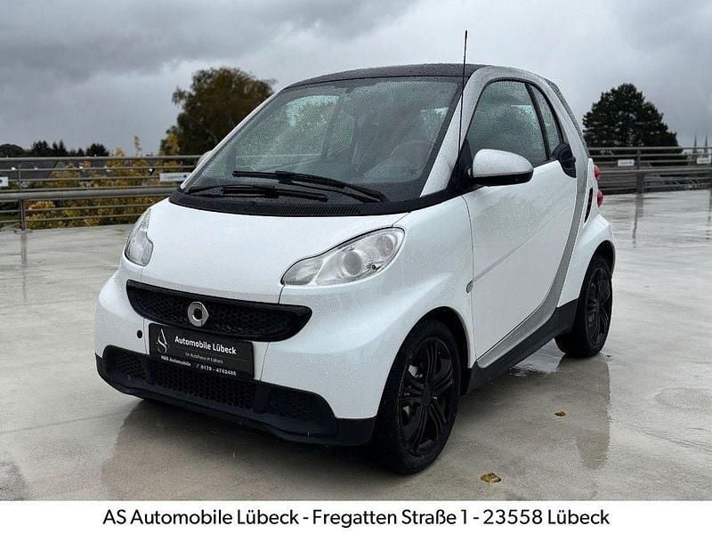 Grau Gebraucht 2015 Smart ForTwo Coupé Coupé | 6.490 € - Bild 1/4