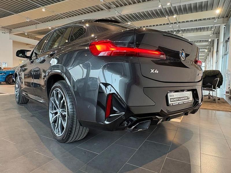 Gebraucht BMW X4 M Sport 360 PS (264 kW) 2025 Grau SUV