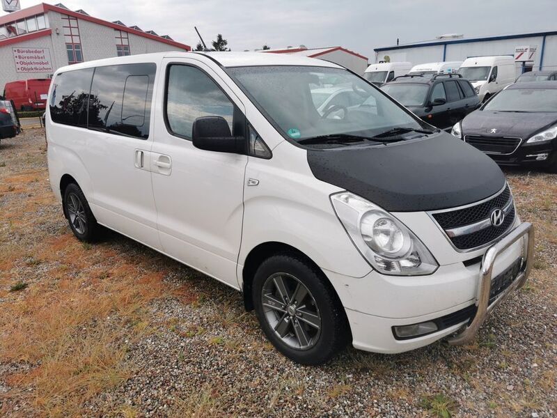 Weiß Gebraucht 2011 Hyundai H-1 Premium Van | 6.000 € (Superpreis) - Bild 1/4