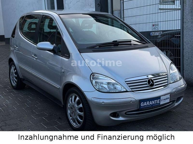 Gebraucht Mercedes A190 Elegance 125 PS (91 kW) 2002 Silber Van / Kleinbus