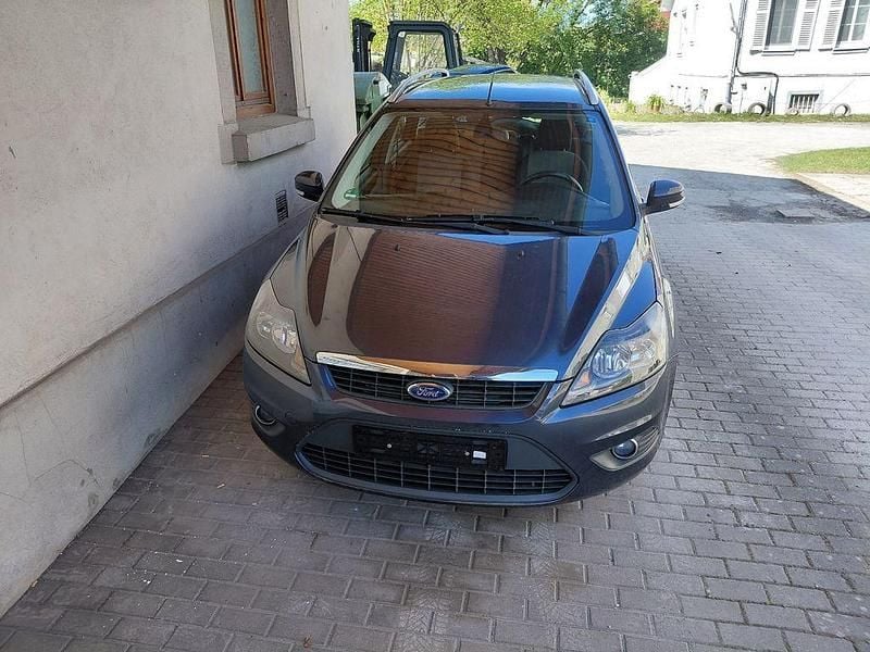 Second-hand Ford Focus 101 CP (74 kW) 2009 Gri Berlinǎ