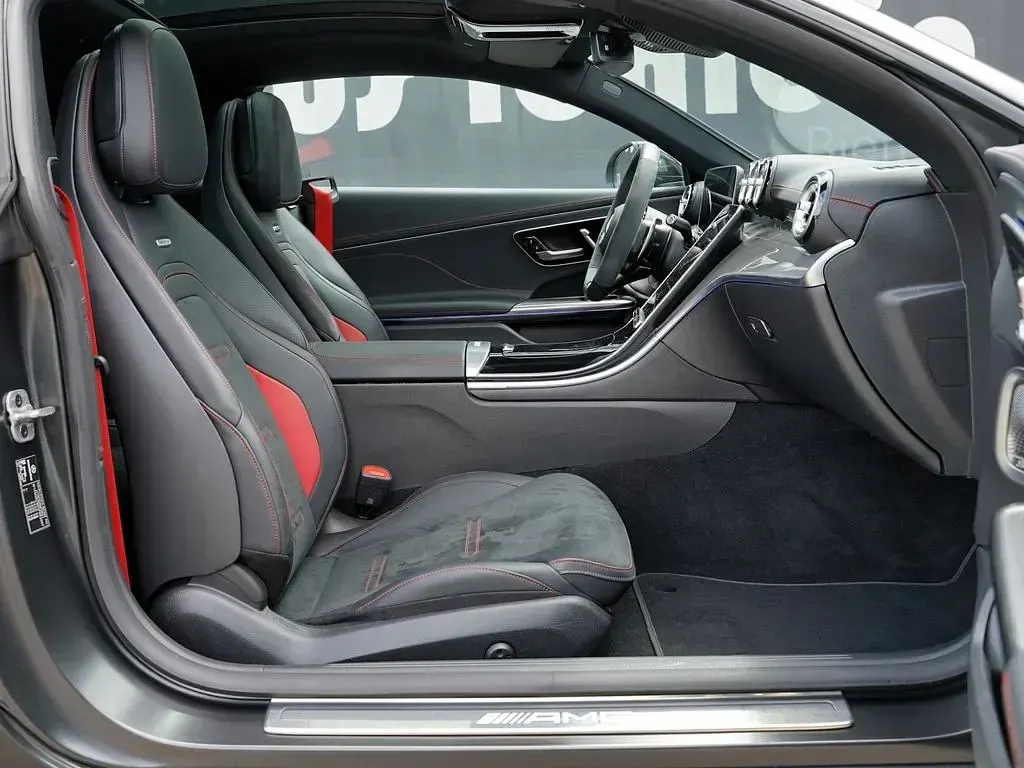 Gebraucht Mercedes CLE53 AMG Premium 449 PS (330 kW) 2025 Grau Coupé