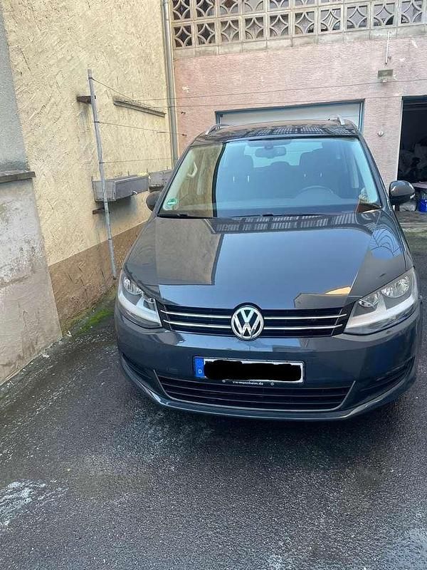 Gebraucht VW Sharan Life 140 PS (102 kW) 2013 Grau Van / Kleinbus