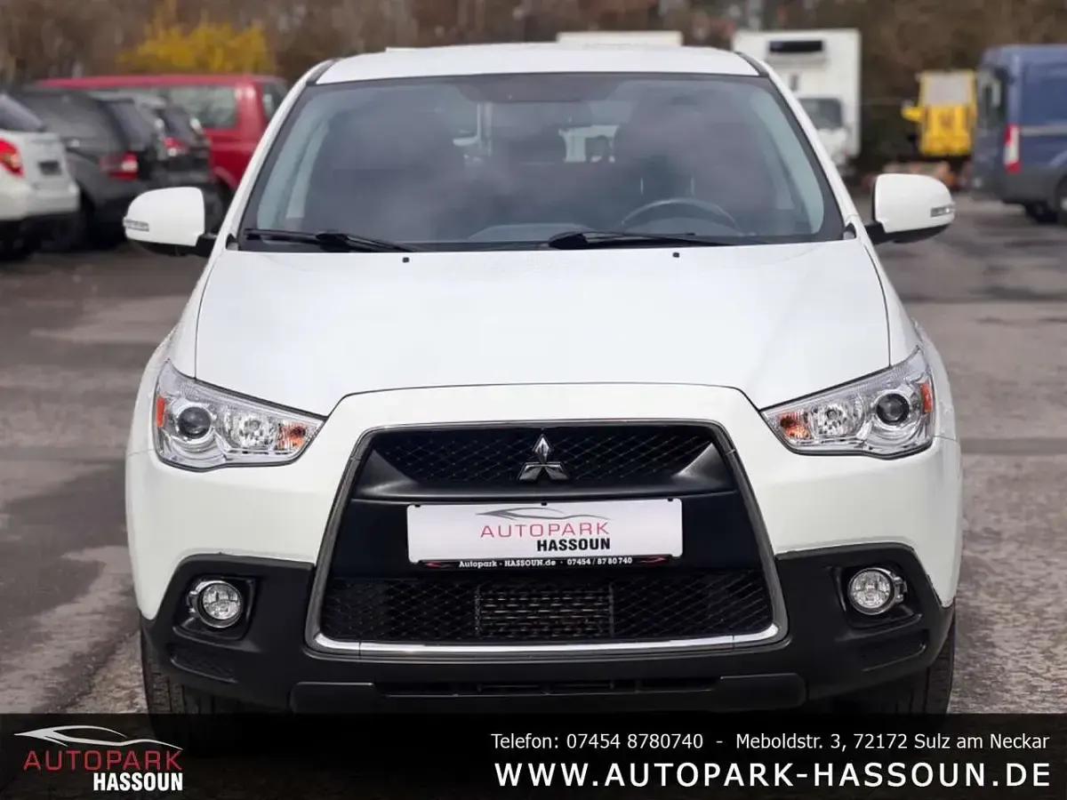 Gebraucht Mitsubishi ASX 150 PS (110 kW) 2012 Andenweiss (s) SUV