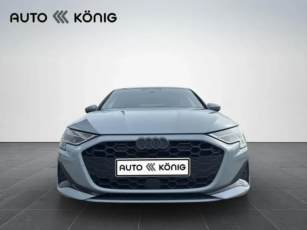 Gebraucht Audi A3 Advanced Plus 150 PS (110 kW) 2025 Grau Limousine