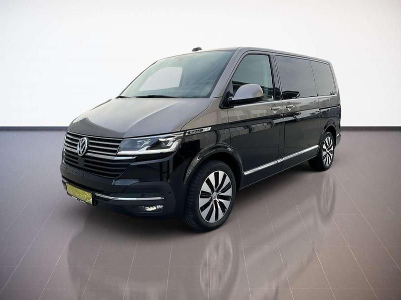 Gebraucht VW Multivan Highline 204 PS (150 kW) 2022 Mojave beige metallic/ deep bl Van