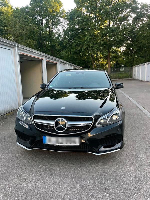 Schwarz Gebraucht 2015 Mercedes E350 AMG Limousine | 24.650 € (Teuer) - Bild 1/4